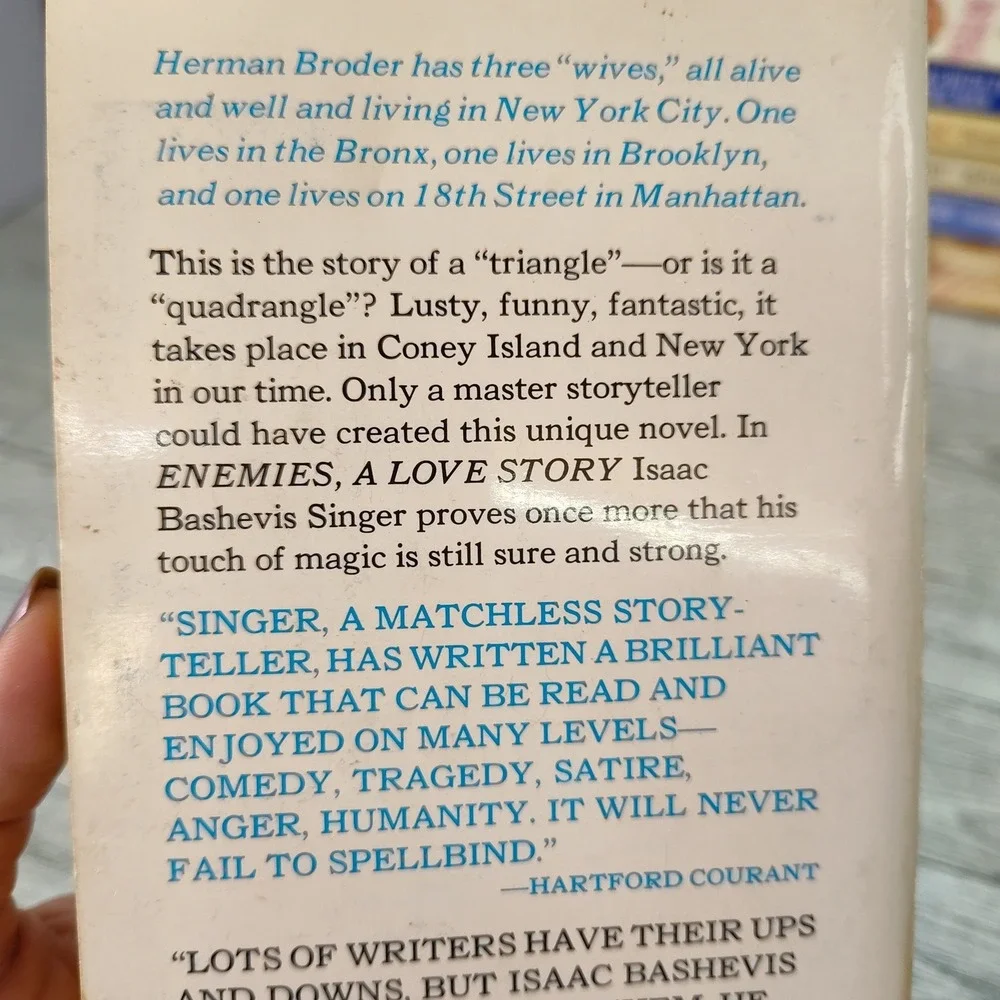 Enemies A Love Story by‎ Isaac Bashevis Singer 70s Fawcett Crest Paperback Novel